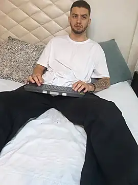 Michael magno online show from February 2026 10:54:02 PM