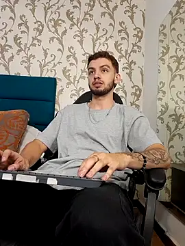 Michael magno online show from April 2026 04:18:01 PM