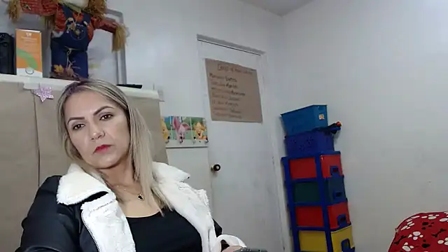 Chantal hott online show from January 2026 06:57:02 PM