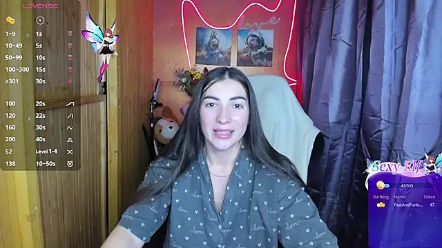 Snapshot of Fiery_Brunette_ chatting on December 2024 03:48:01 PM Fiery Brunette online show from December 2024 03:48:01 PM