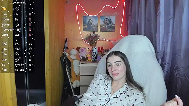 Snapshot of Fiery_Brunette_ chatting on March 2025 11:31:01 AM Fiery Brunette online show from March 2025 11:31:01 AM