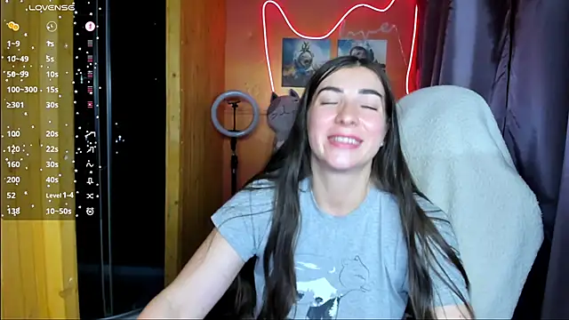 Snapshot of Fiery_Brunette_ chatting on September 2025 05:40:01 AM Fiery Brunette online show from September 2025 05:40:01 AM