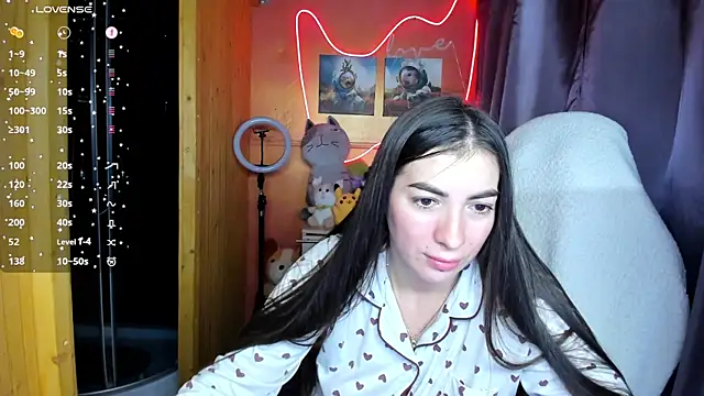 Snapshot of Fiery_Brunette_ chatting on September 2025 05:41:02 AM Fiery Brunette online show from September 2025 05:41:02 AM