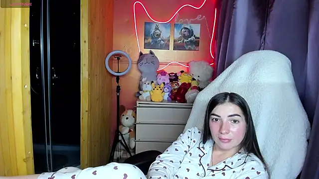 Snapshot of Fiery_Brunette_ chatting on September 2025 10:18:02 AM Fiery Brunette online show from September 2025 10:18:02 AM