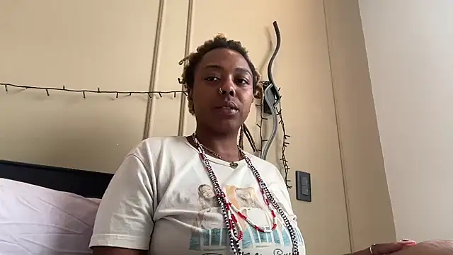 ChocolateCakeQueen online show from March 2025 04:29:02 PM