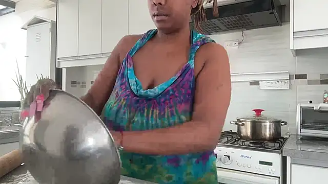 ChocolateCakeQueen online show from September 2025 07:14:02 PM