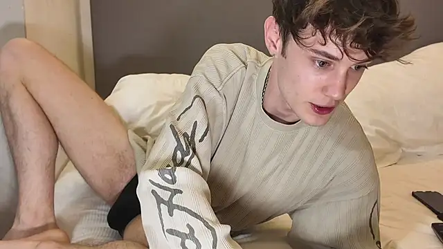 twinkyjd  online show from April 2026 09:19:01 PM