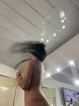 hannahb-e online show from January 2025 01:16:02 PM