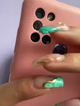 hannahb-e online show from February 2025 04:47:01 PM