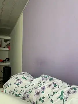 hannahb-e online show from February 2025 09:20:02 PM