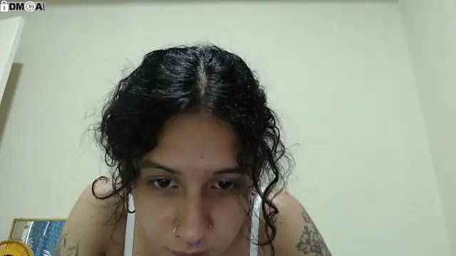Snapshot of AlinaWoolf_ chatting on March 2026 05:41:02 AM AlinaWoolf online show from March 2026 05:41:02 AM