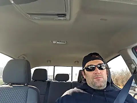 Snapshot of bakeyesmokems chatting on December 2024 09:17:02 PM bakeyesmokems online show from December 2024 09:17:02 PM