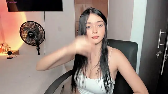 Sarah angell online show from December 2024 10:56:01 PM