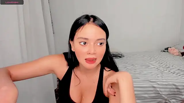 Sarah angell online show from December 2024 04:50:01 PM