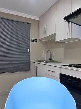 Jazmine-Blue online show from November 2025 10:29:02 PM