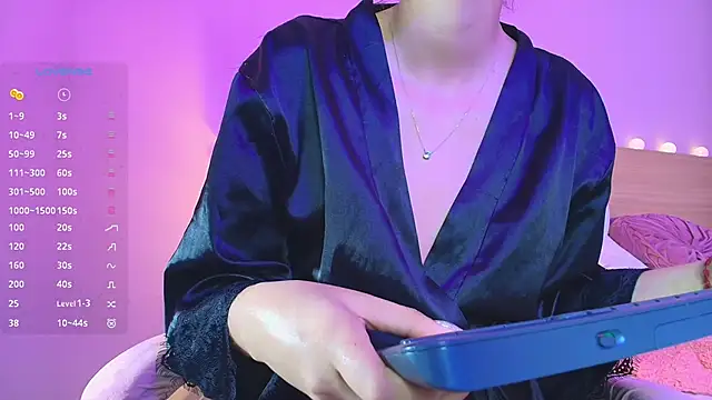 Keidancee online show from November 2025 03:22:02 PM