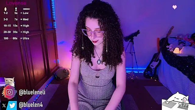 Snapshot of bluelen chatting on May 2026 08:41:01 AM bluelen online show from May 2026 08:41:01 AM