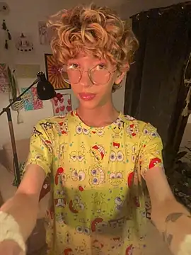 Snapshot of lyamthommpson chatting on February 2026 03:54:01 AM lyamthommpson online show from February 2026 03:54:01 AM