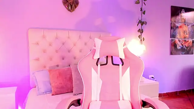 Brann tadzio online show from December 2024 01:08:02 PM