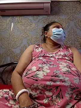 Snapshot of kunjan789 chatting on February 2026 06:00:02 PM kunjan789 online show from February 2026 06:00:02 PM