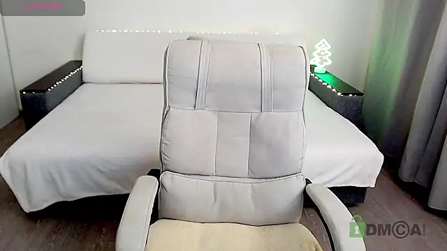 Snapshot of Kira_Winner chatting on January 2025 02:08:02 PM Kira Winner online show from January 2025 02:08:02 PM