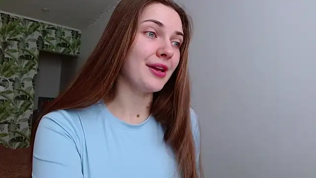 Olivia shine online show from February 2025 05:33:02 AM