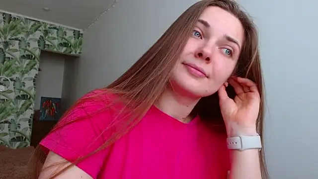 Olivia shine online show from February 2025 05:41:01 AM