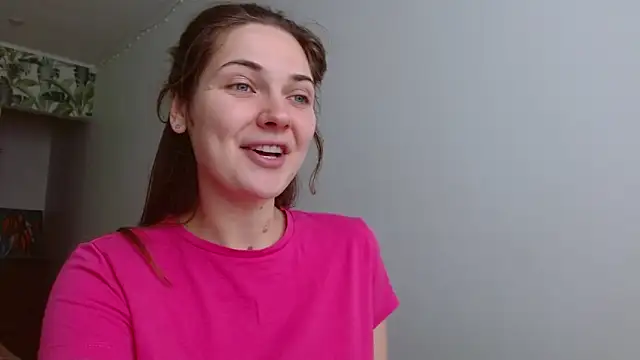 Olivia shine online show from March 2025 05:40:01 AM