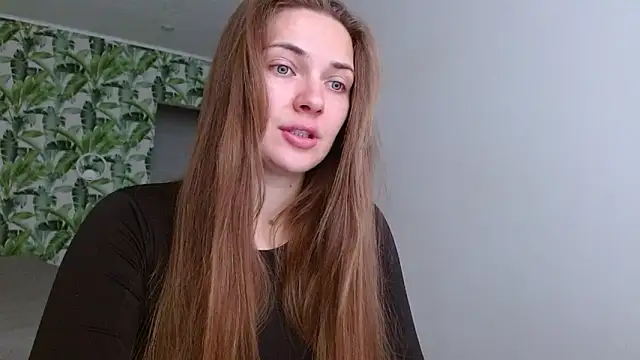 Olivia shine online show from October 2025 04:22:01 AM