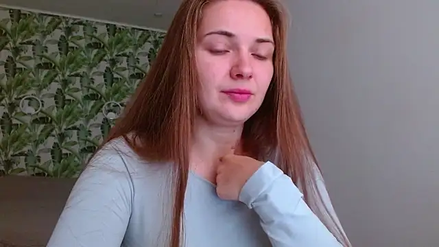 Olivia shine online show from October 2025 04:24:01 AM