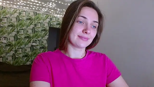 Olivia shine online show from December 2025 05:24:01 AM