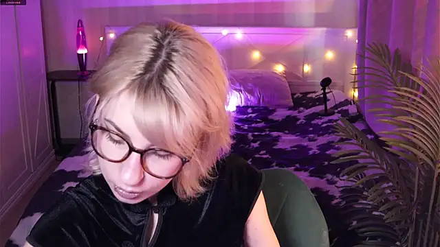  Moonlight t online show from April 2026 07:52:01 AM