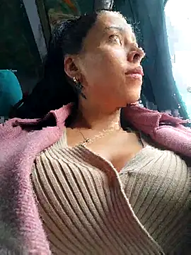 Emily Wane online show from October 2025 04:48:01 PM