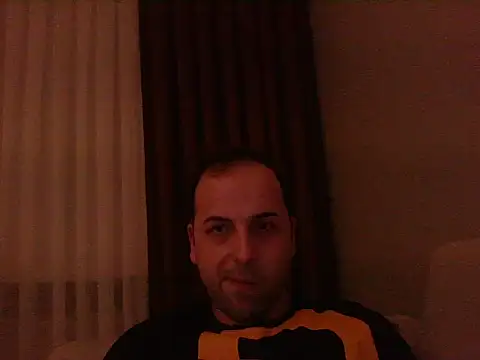 Snapshot of Yldrmm_9553 chatting on April 2026 11:13:02 PM Yldrmm 9553 online show from April 2026 11:13:02 PM