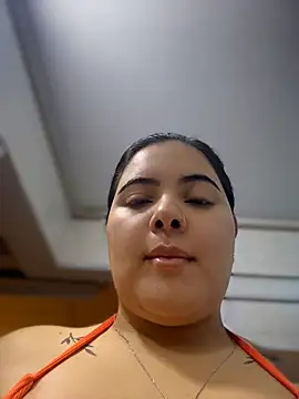Snapshot of EVELIN_MASON chatting on May 2026 08:03:01 PM EVELIN MASON online show from May 2026 08:03:01 PM