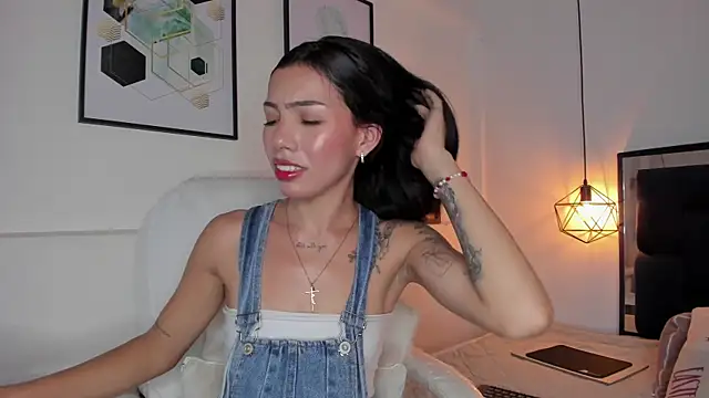 Snapshot of amysc chatting on October 2025 01:41:01 PM amysc online show from October 2025 01:41:01 PM