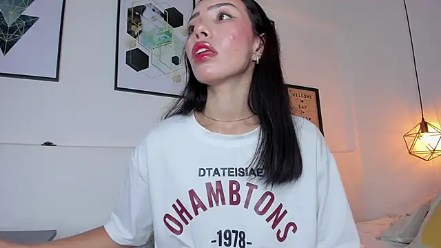 Snapshot of amysc chatting on October 2025 01:33:02 PM amysc online show from October 2025 01:33:02 PM