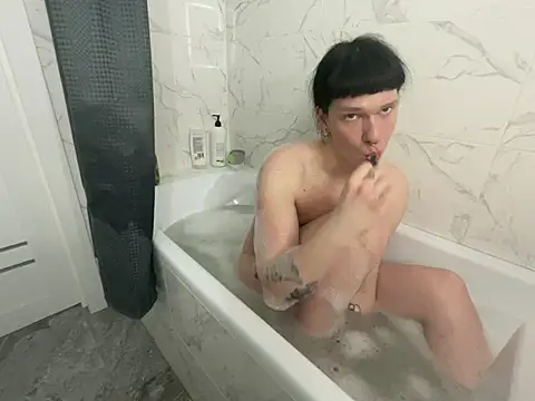 carthylovvve online show from March 2025 01:16:02 PM