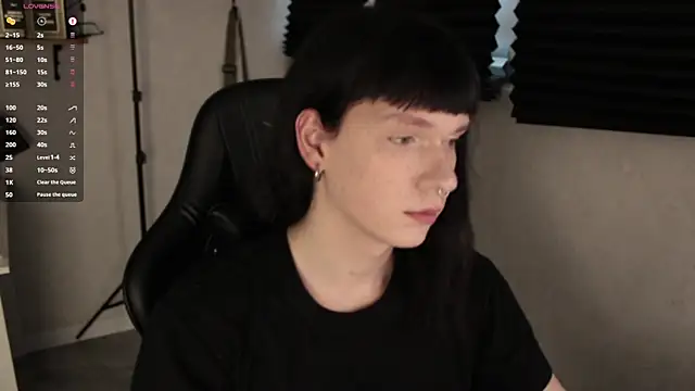 carthylovvve online show from March 2025 03:37:02 PM