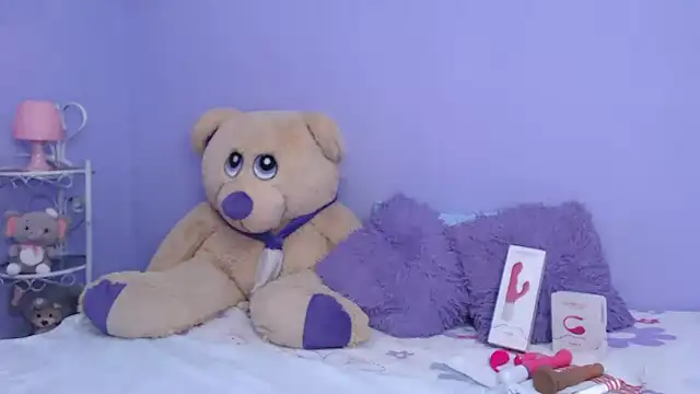 Snapshot of milf_bigass_ chatting on February 2025 03:42:02 PM milf bigass online show from February 2025 03:42:02 PM