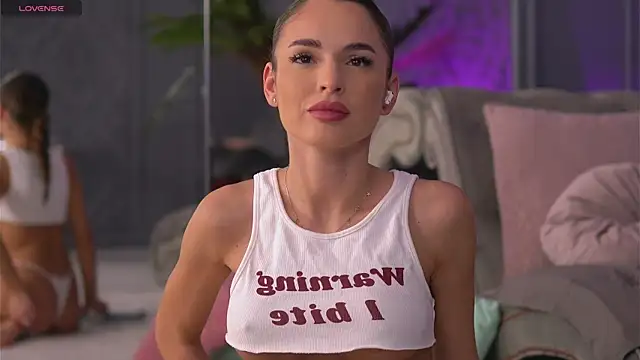 EsmeAinsley online show from December 2024 11:42:01 PM