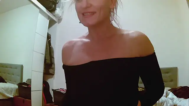 Sexyycattt online show from January 2025 01:04:01 AM