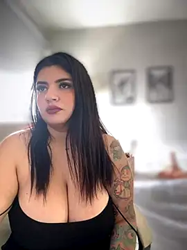 horny roomiess online show from October 2025 01:56:01 PM