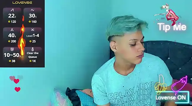 Liamscott  online show from February 2025 08:13:02 AM