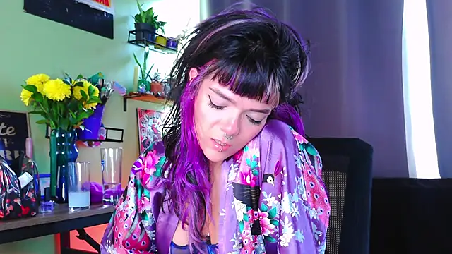 purple em69 online show from October 2025 04:29:02 PM