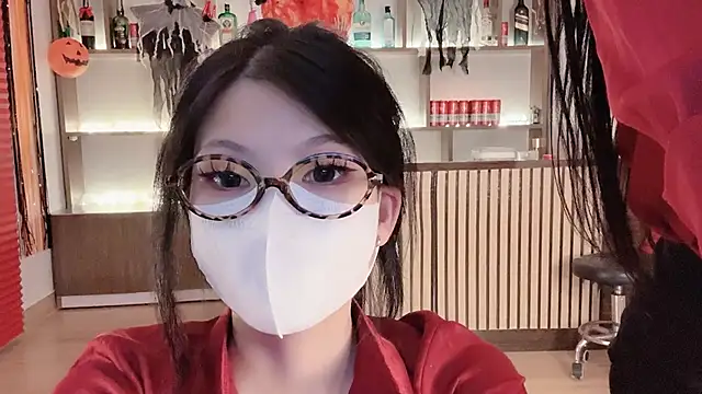 Jennie Spa online show from October 2025 03:41:01 PM