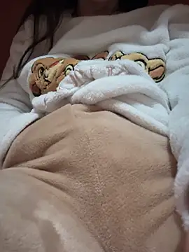 Snapshot of rossana99_ chatting on March 2025 05:17:02 PM rossana99 online show from March 2025 05:17:02 PM