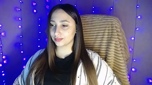 QueenOfAngels online show from January 2025 08:00:02 AM