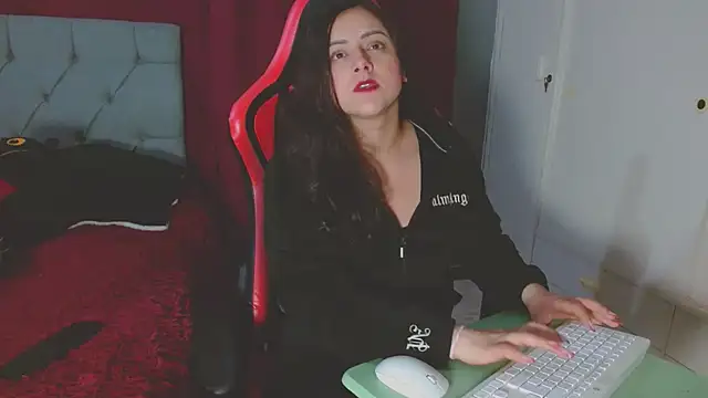 Noamartin  online show from October 2025 11:04:02 PM