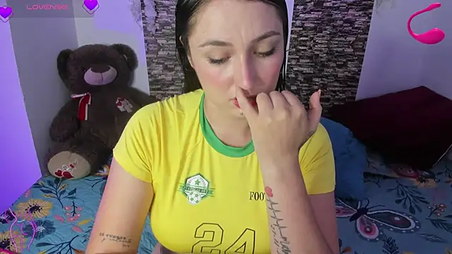 linda montoya online show from October 2025 10:41:02 PM